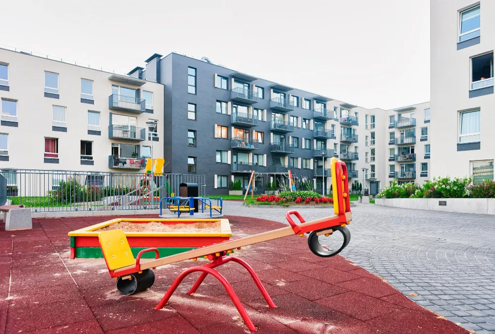 Descontaminação e Higienização de Quadras de Areia, Parquinhos